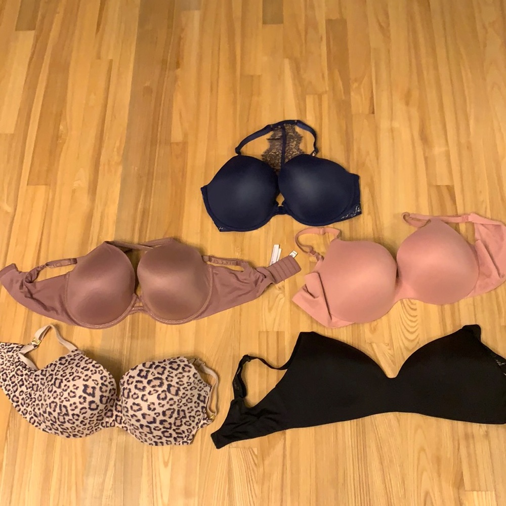 Five Victoria Secrets bras, 38 DD